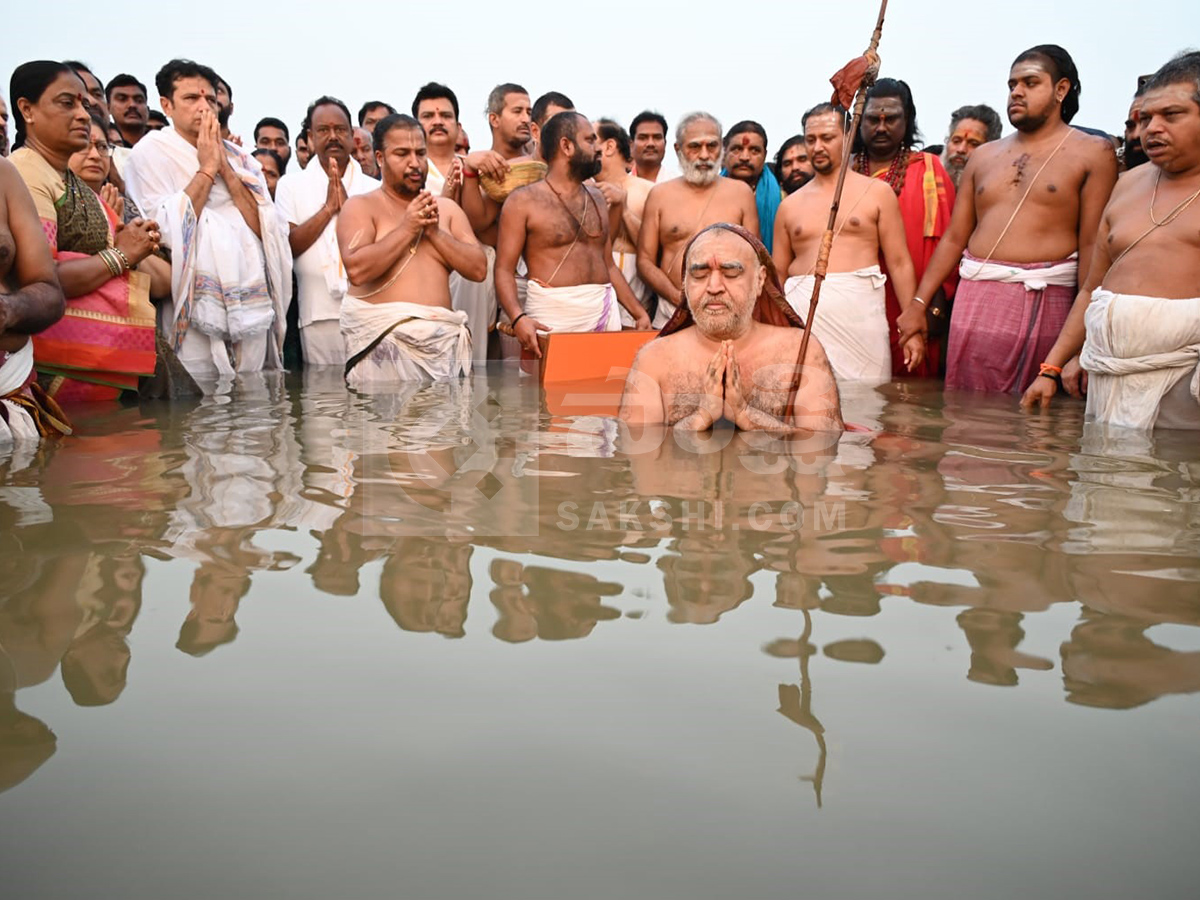 Saraswati Anthya Pushkaralu Begins in Telangana HD Photos8