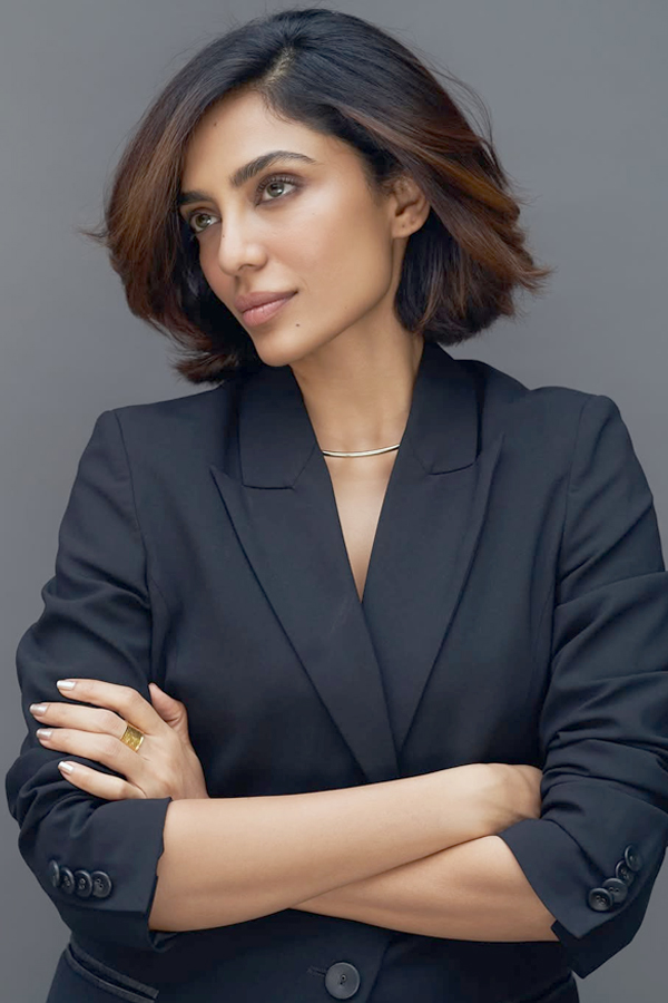 Sobhita Dhulipala Serves Boss Vibes In Stunning Black Look Photos2