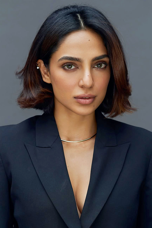 Sobhita Dhulipala Serves Boss Vibes In Stunning Black Look Photos6