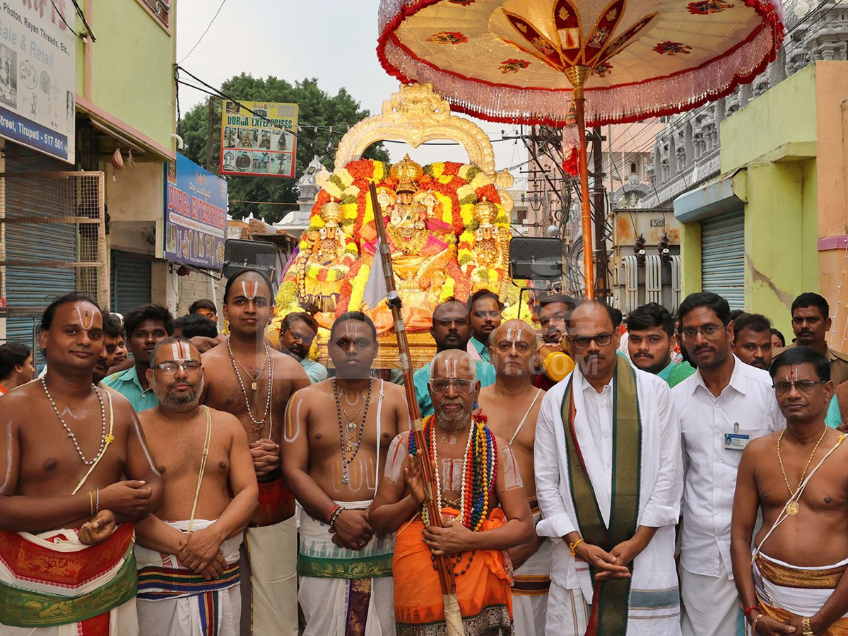 ANNUAL BRAHMOTSAVAMS OF SRI GOVINDARAJA SWAMY TEMPLE BEGIN GRANDLY Photos2