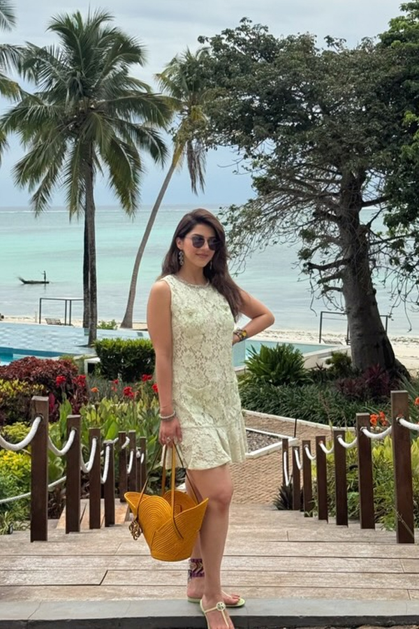 Mehreen Pirzadaa enjoying Her vacation With Husband Photos2