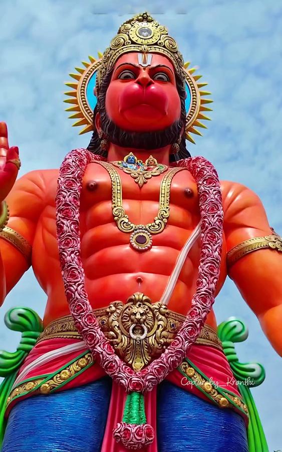 This Majestic Hanuman Statue at Old MIG BHEL Hyderabad11
