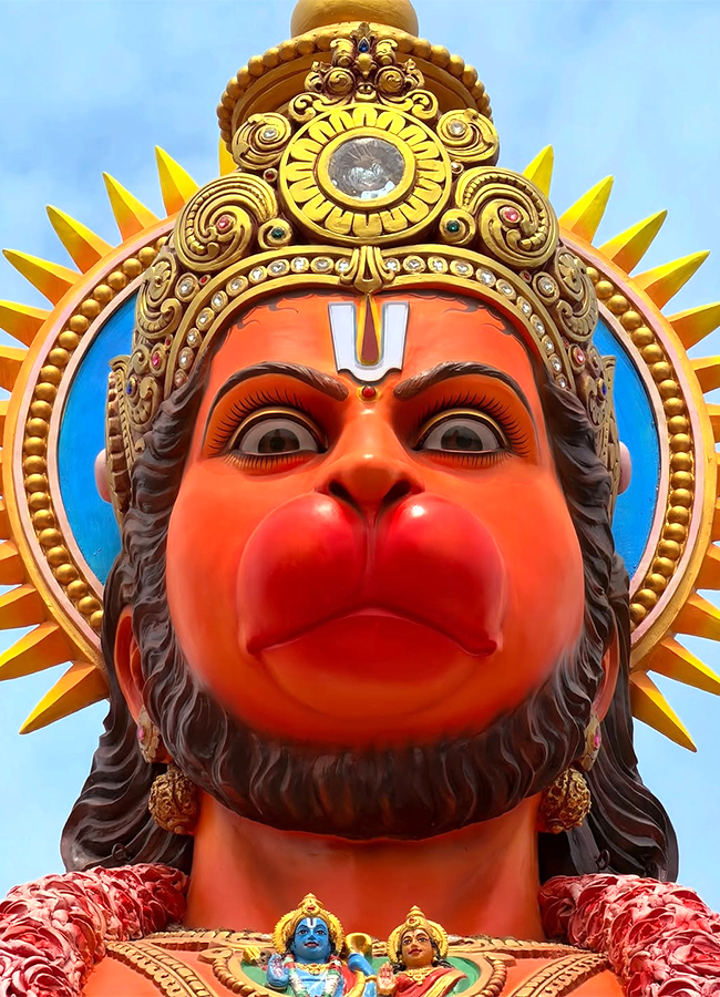 This Majestic Hanuman Statue at Old MIG BHEL Hyderabad3