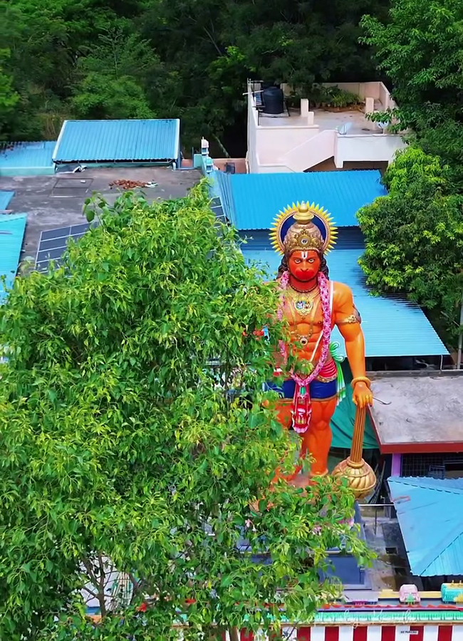 This Majestic Hanuman Statue at Old MIG BHEL Hyderabad7
