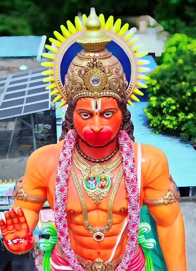 This Majestic Hanuman Statue at Old MIG BHEL Hyderabad8