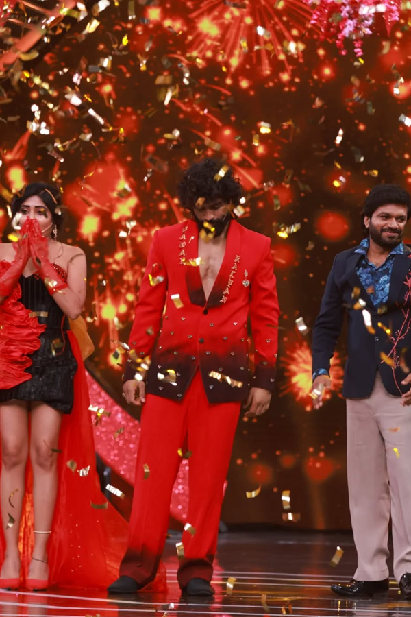 Kalyan And Vasanthi on winning The Mad For Each Other show season 1 title Photos5