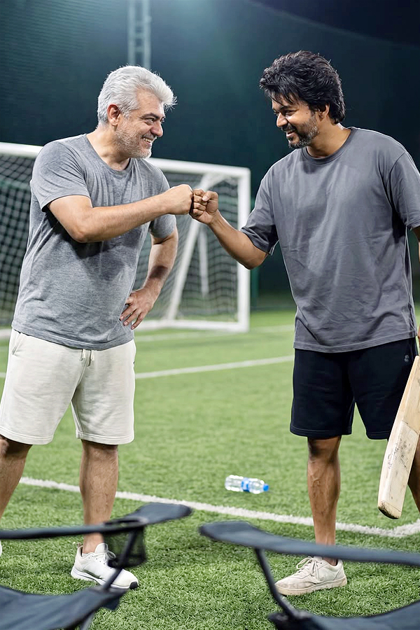 Mahesh plays cricket with Tamil star heroes?2