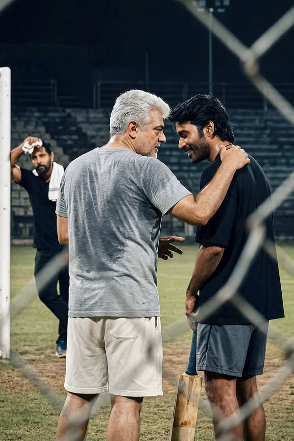 Mahesh plays cricket with Tamil star heroes?3