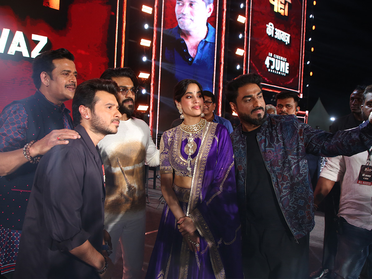 Ram Charan's Peddi Ki Awaaz' event a grand success photos12