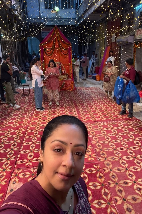 Actress jyothika Shares System Movie Makings Photos11