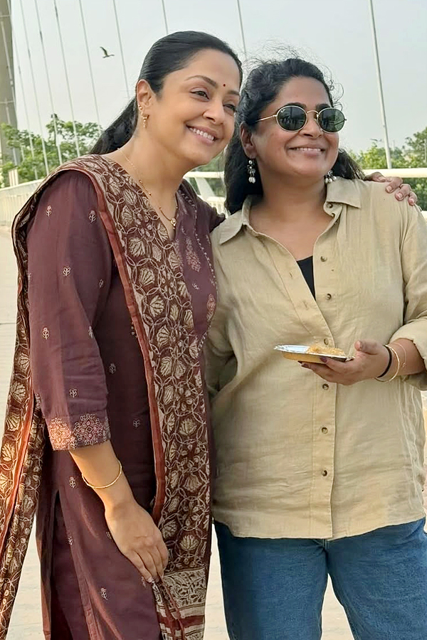 Actress jyothika Shares System Movie Makings Photos3