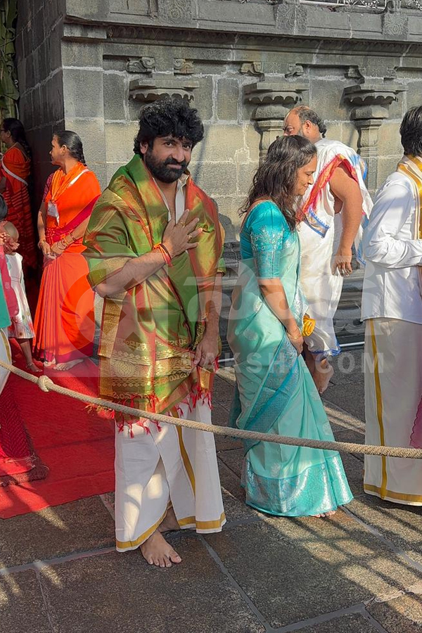 Celebrities Visits Tirumala Tirupati Photos7