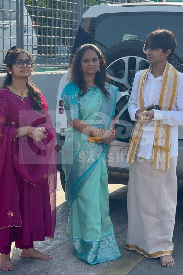 Celebrities Visits Tirumala Tirupati Photos16