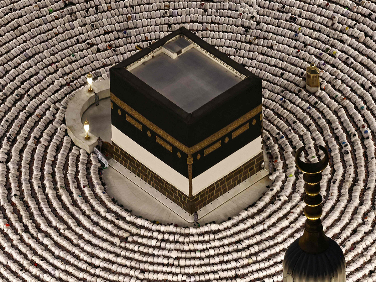 Hajj Pilgrimage Begins in Grand Mosque Mecca Saudi Arabia10