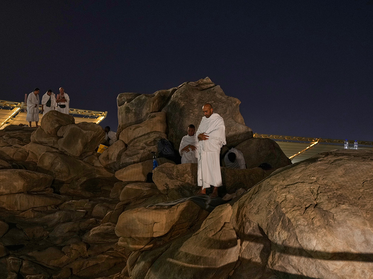 Hajj Pilgrimage Begins in Grand Mosque Mecca Saudi Arabia15