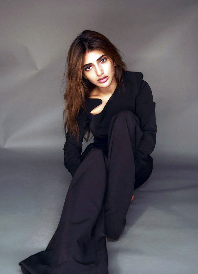 Oh my Sreeleela... what a glamour photos9