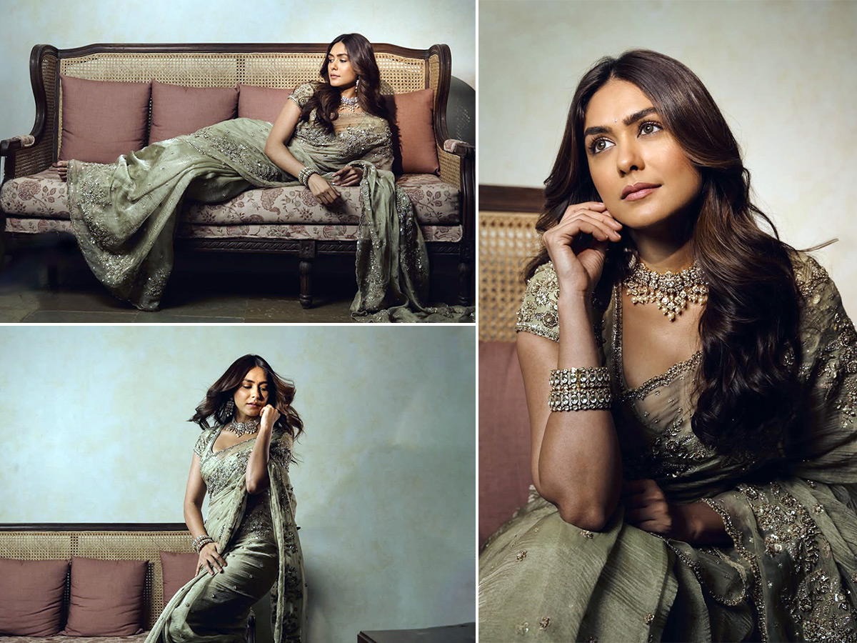 Mrunal Thakur looks like a princess in a saree Photos1