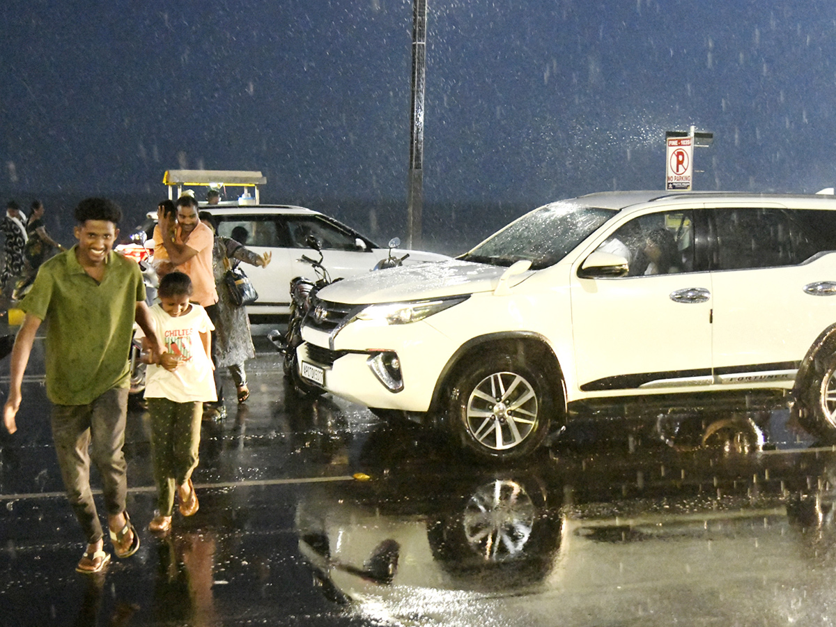 Heavy Rain in Visakhapatnam4