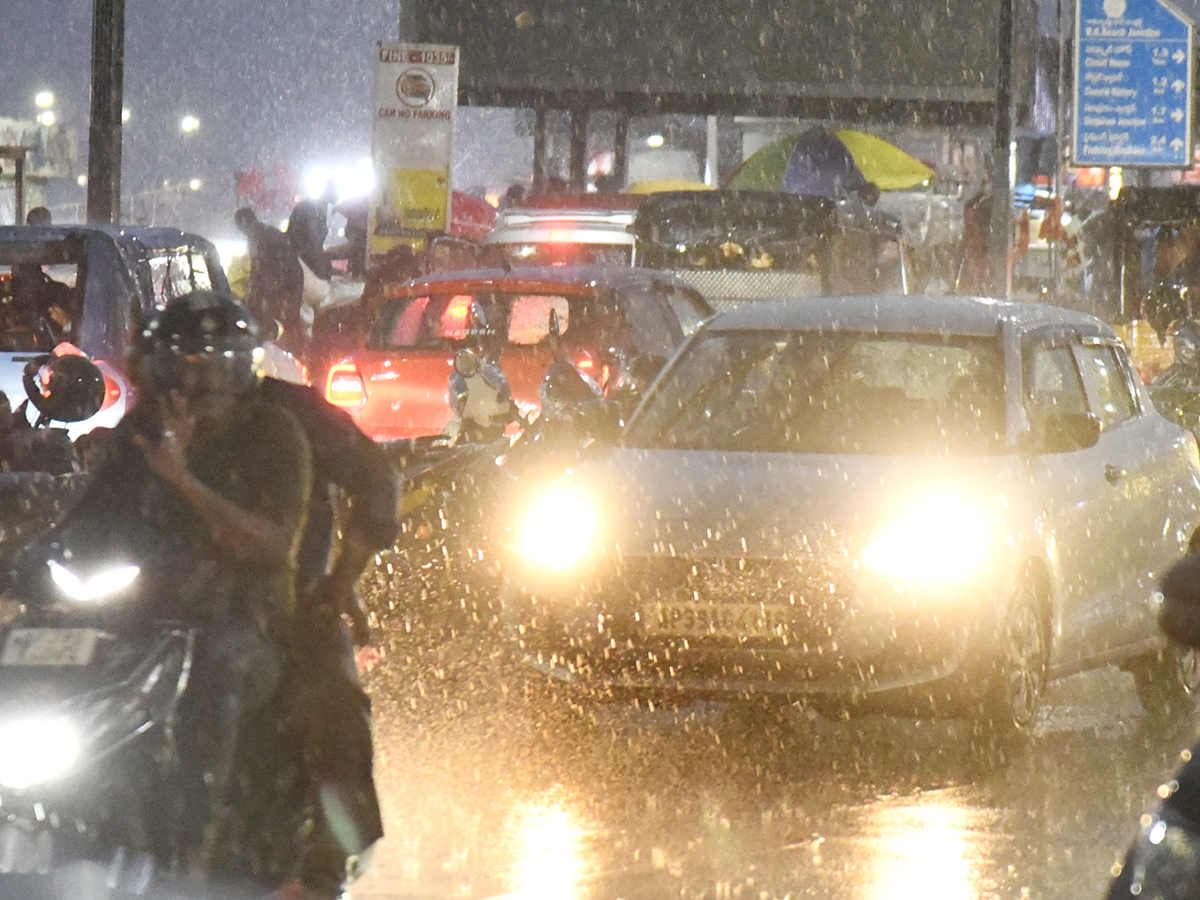 Heavy Rain in Visakhapatnam5