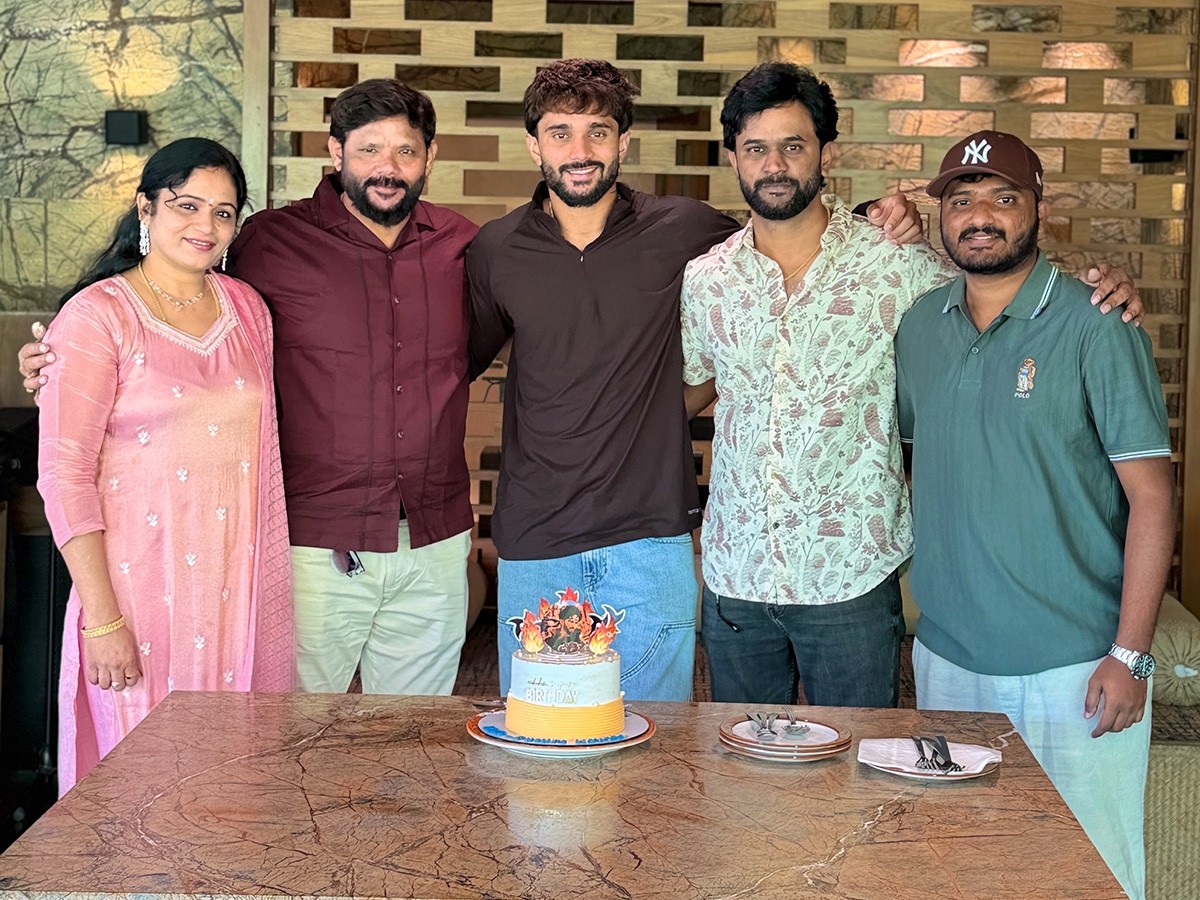 IPL 2026 : SRH VS RR Nitish Kumar Reddy Birthday Celebrations Viral Photos2