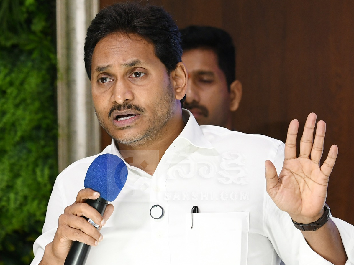 YS jagan Launched Chandrababu Vennupotuku Rendellu Book Photos16