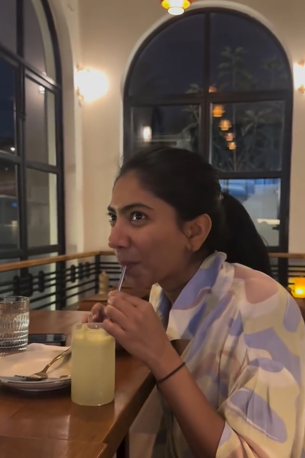 Actress Sai Pallavi family time.. enjoying it with everyone Photos2