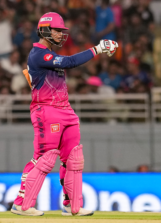 IPL 2026 : Vaibhav Sooryavanshi Celebrates After The Team Rajasthan Royals25