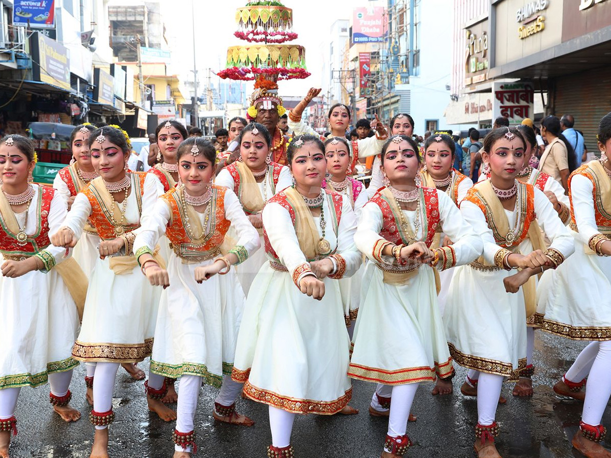 NARAYANAVANAM BRAHMOTSAVAMS BEGIN WITH DHWAJAROHANAM Photos4