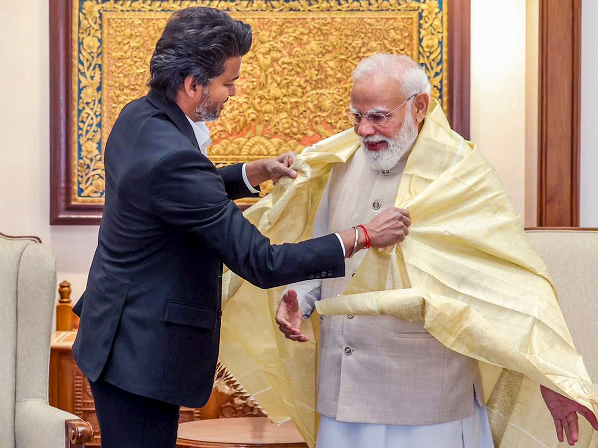 Tamil Nadu Chief Minister C Joseph Vijay Delhi Tour Trending Photos13
