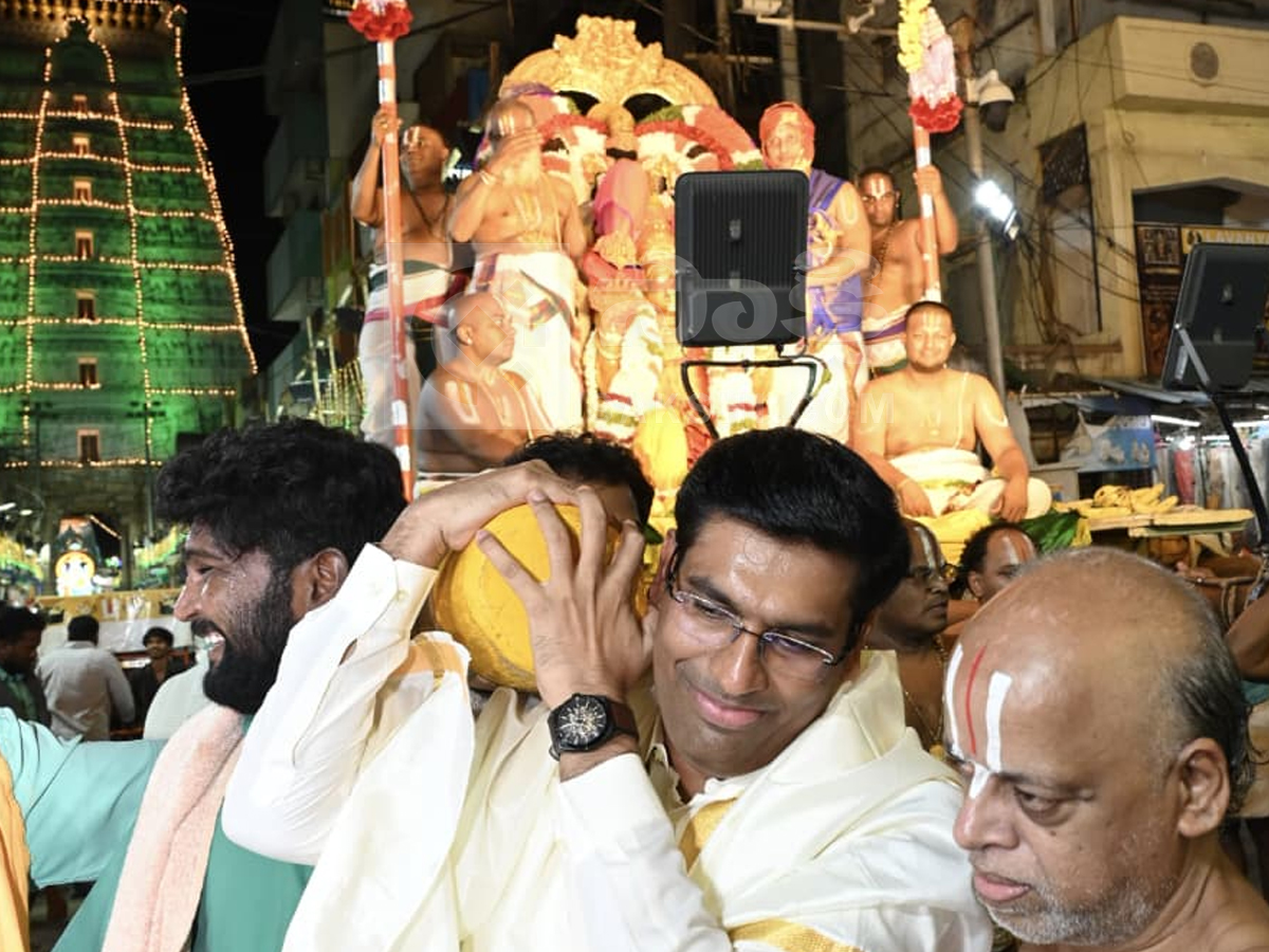 The Collector couple visited the Tirumala Photos2