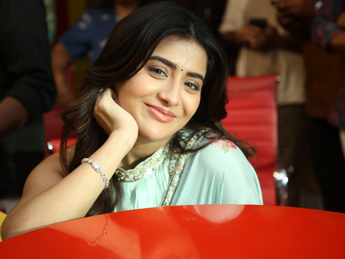 Transfer Trimurthulu Movie Song launch Radio Mirchi4