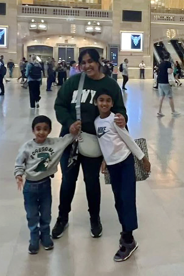 Actress Ankita Jhaveri Enjoys Vacation With Family Photos8