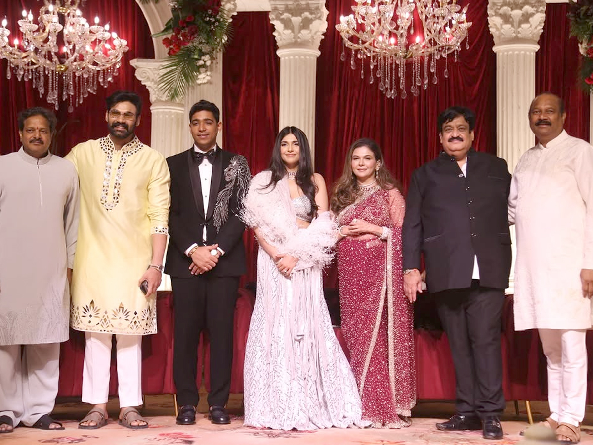 Grand Wedding Reception of Sunil Narang Daughter Simran Photos8