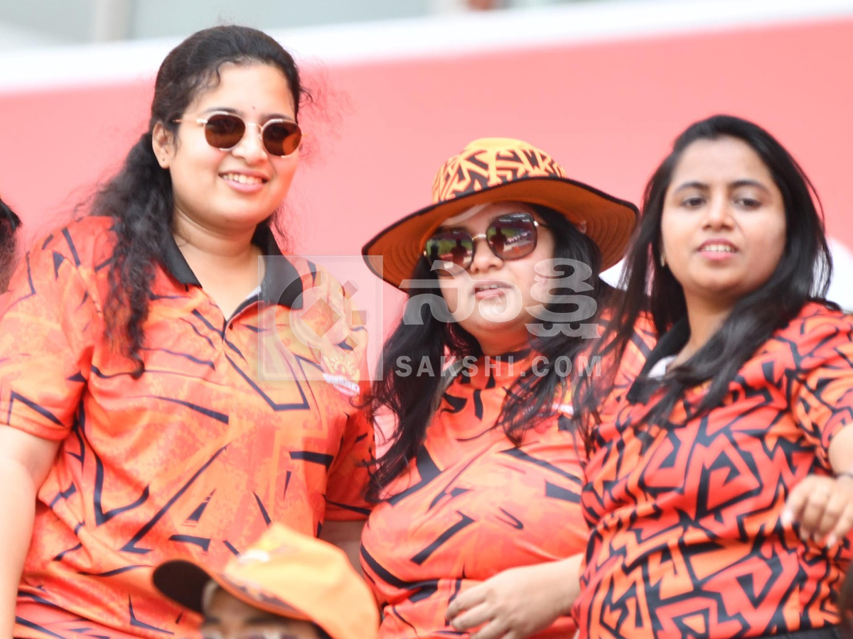 IPL Fans Josh At SRH Vs KKR Match Photos21