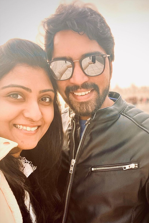 Allari Naresh And Virupa Celebrates 11th Year Wedding Anniversary Photos20
