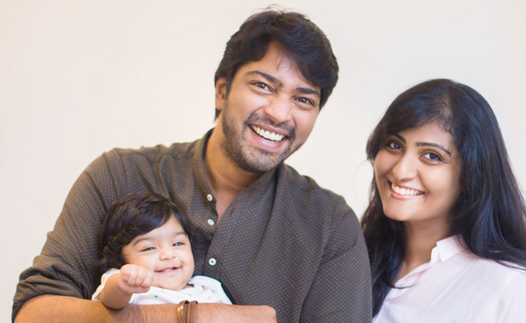 Allari Naresh And Virupa Celebrates 11th Year Wedding Anniversary Photos5