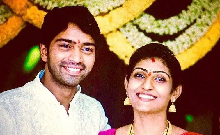 Allari Naresh And Virupa Celebrates 11th Year Wedding Anniversary Photos9