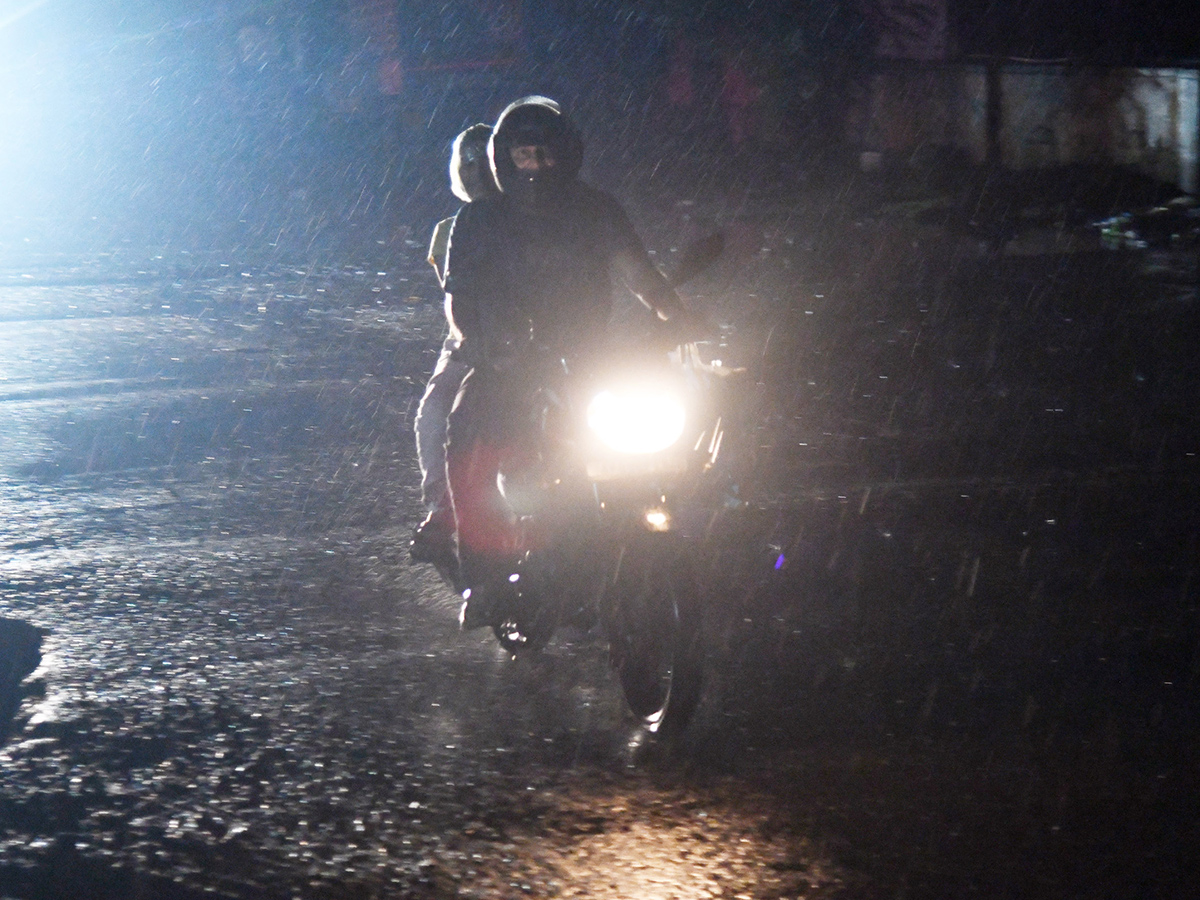 Thunderstorms wreak havoc in several districts of AP6