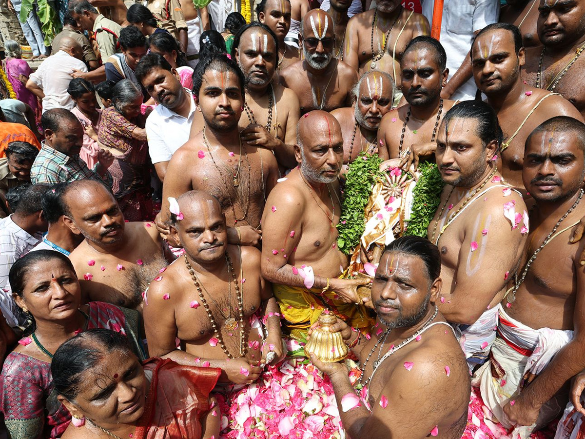 CHAKRASNANAM – SRI GOVINDARAJA BRAHMOTSAVAM CONCLUDES Photos3