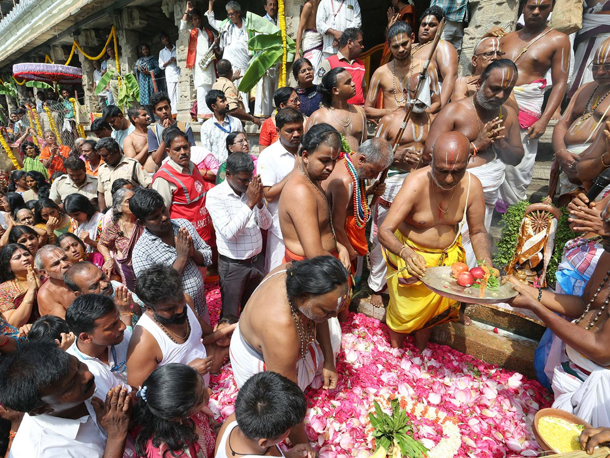 CHAKRASNANAM – SRI GOVINDARAJA BRAHMOTSAVAM CONCLUDES Photos9