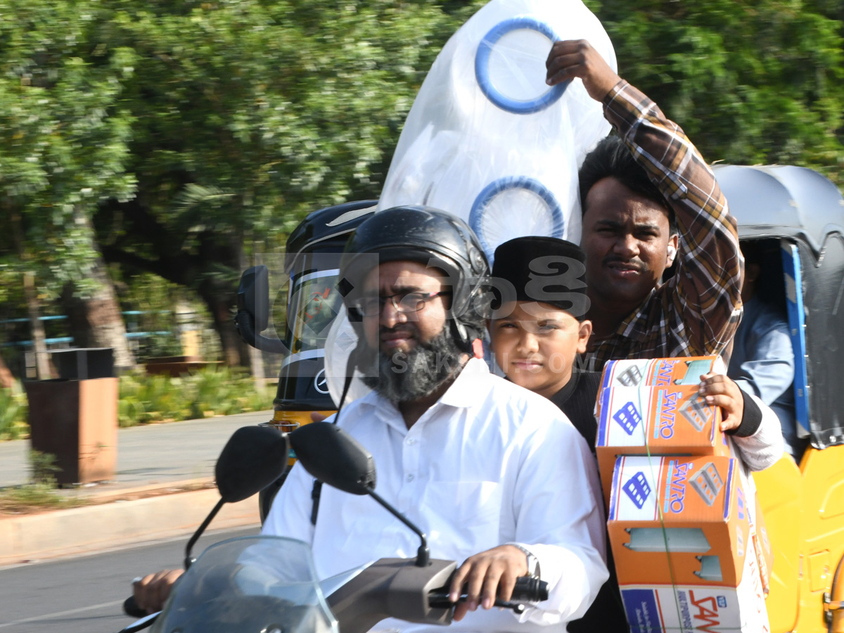 Summer : Heatwave Alert in Hyderabad Photos11