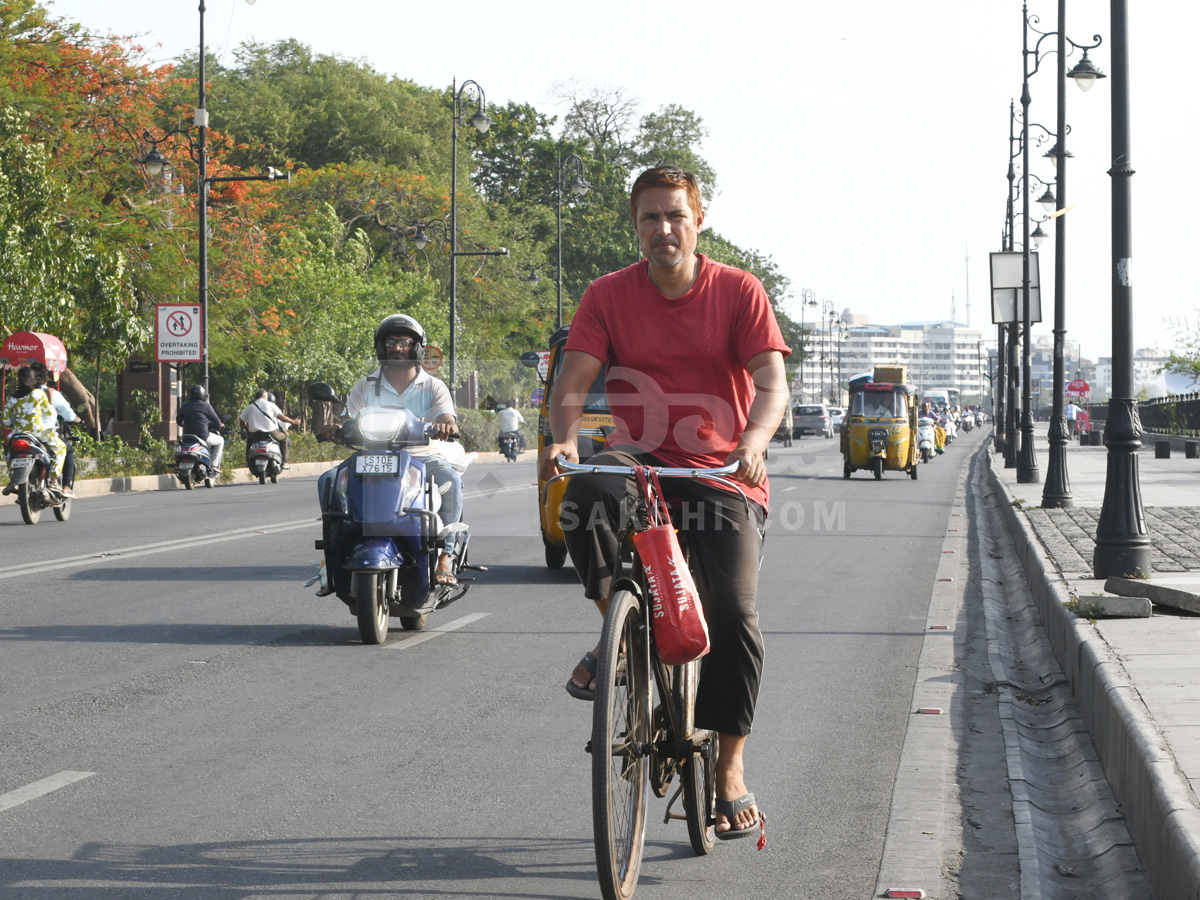 Summer : Heatwave Alert in Hyderabad Photos13