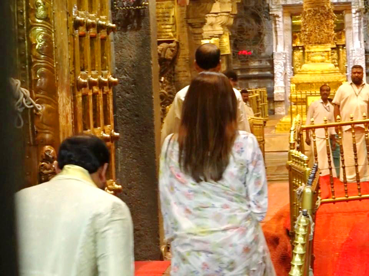 #TNElectionResults : Actress Trisha Krishnan visited the Tirumala7