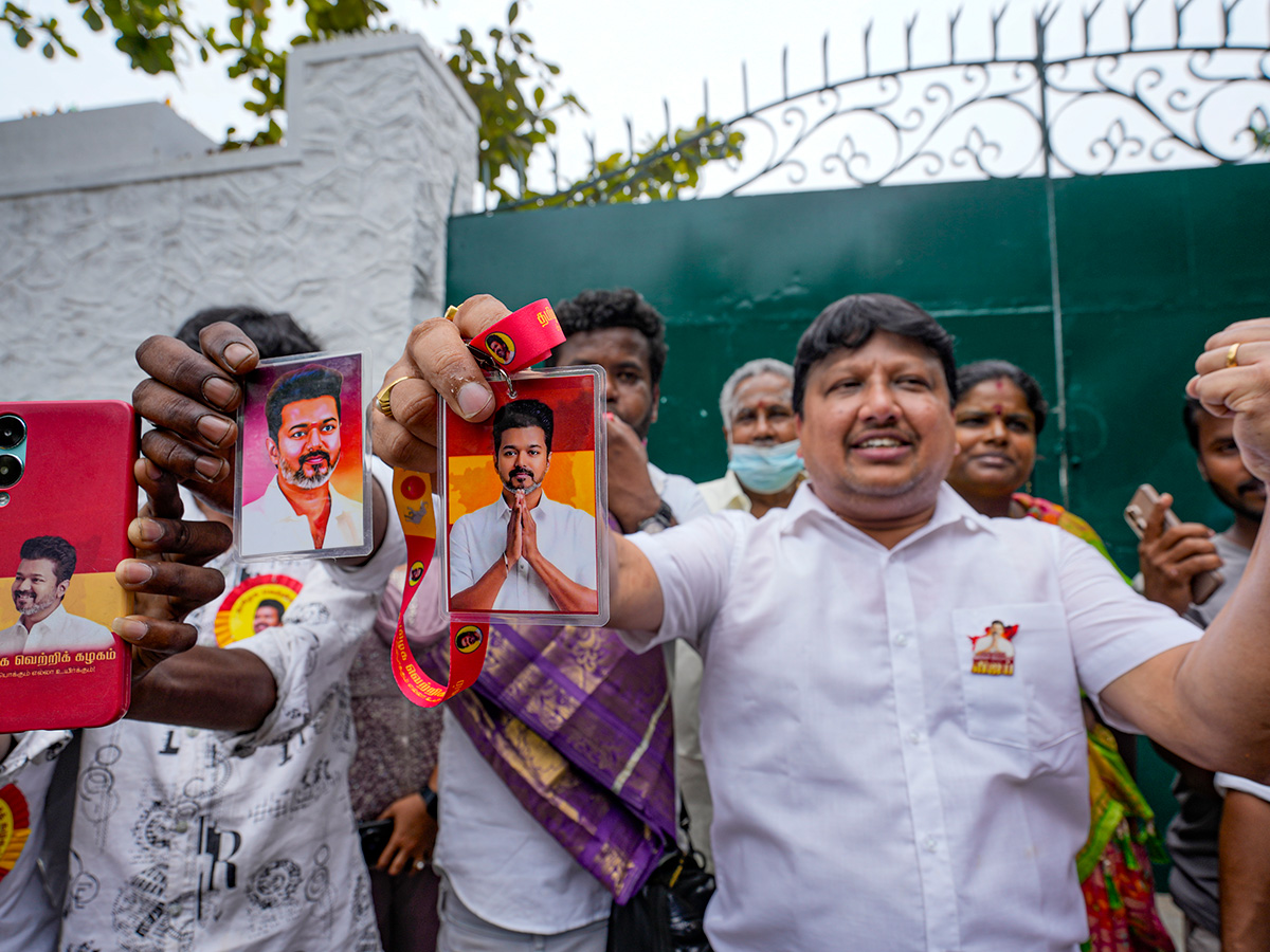 Security personnel guard outside TVK Chief Vijay's Residence5