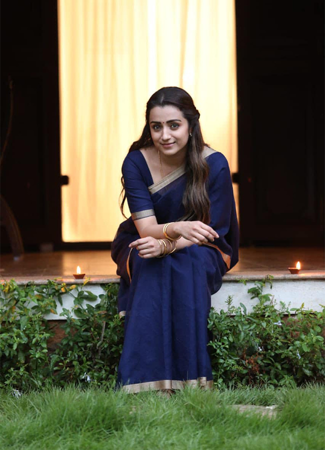 Tollywood Actress Trisha Krishnan Birthday Special Photos15