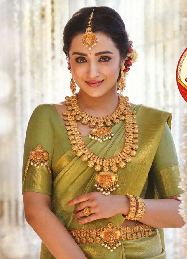 Tollywood Actress Trisha Krishnan Birthday Special Photos16