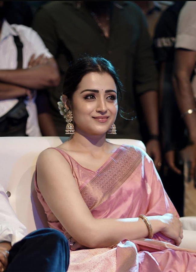 Tollywood Actress Trisha Krishnan Birthday Special Photos20