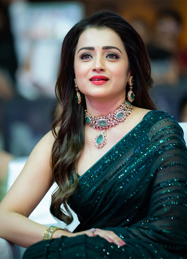 Tollywood Actress Trisha Krishnan Birthday Special Photos21