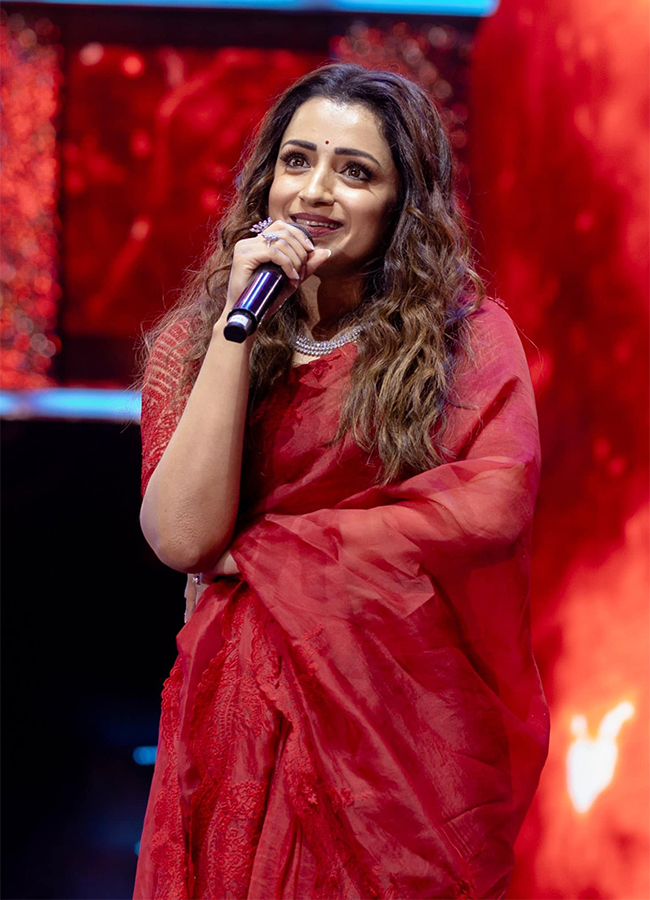 Tollywood Actress Trisha Krishnan Birthday Special Photos7
