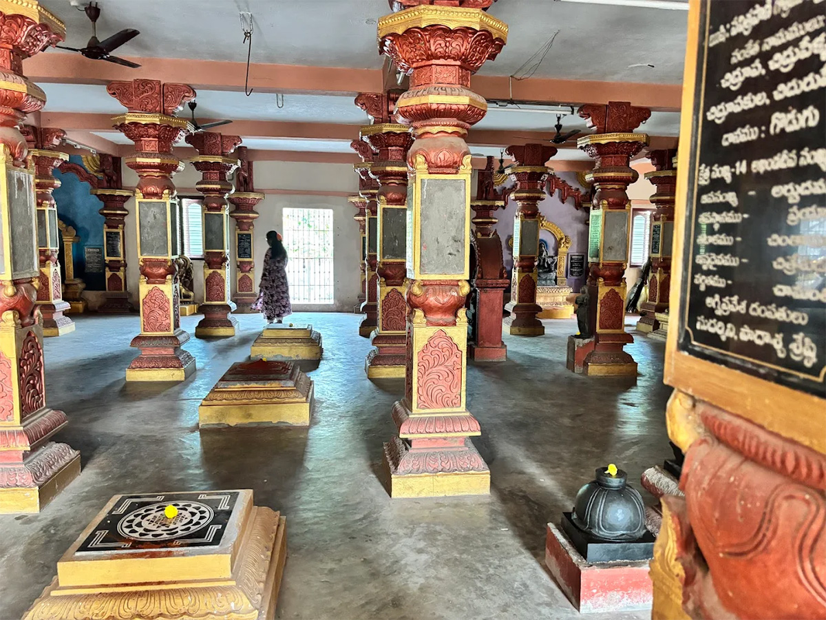 Devotional : Sri Manasa Devi Temple in Mukkamala Peetam HD Photos9